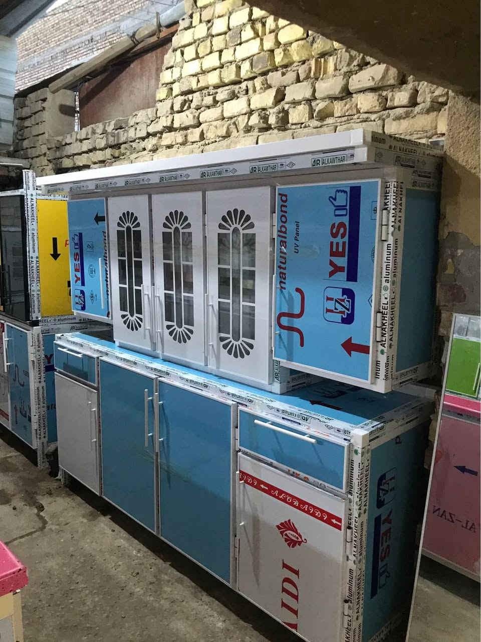 تخفيضات كاونترات مترين شرط شرط التزكام بليت واحد ملم نرماده حفر جرارات شفط نقش cnc تاج وكلوبات شغل درجه اولى ب400 واذا وياه سنك متر وربع مرمر ب600 يصير اللون حسب الطلب العنوان ناصريه شارع الاخلاص *********** ناصرية, ذي قار

