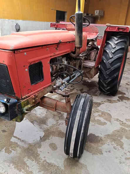 عنتر البيع
مكينه جديد معمره 
وكهربائيات كله يشتغل
استرن باور
مكاني كركوك 
***********
موديل 78
