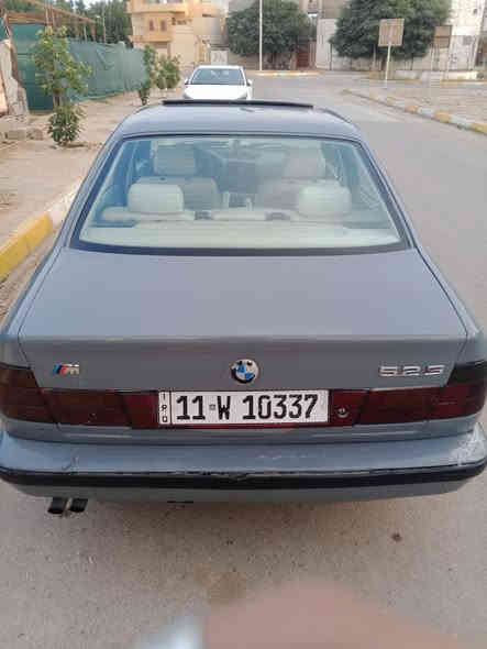 سلام عليكم بي ام 525 موديل 90 رقم بغداد دولي جديد شرط تحويل سنويه باسمي وارد ياباني كير اوتوماتيك بدون ضربه تصفيه فقط تبريد ثلج قطعتين تدفئه اربع جام كهرباء كشنات كهربائي تنته سلايت صدر جديد تخم تاير جديد سياره خير من الله ما ناقصها اي شي 

السعر 58 وبيها مجال رقم *********** العنوان طوز صلاح الدين
