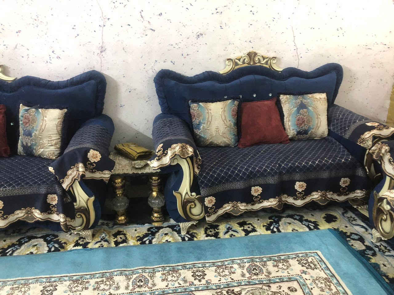 السلام عليكم قنفات صناعة عراقية للبيع السعر 500 وبي مجال للشراي كلشي موضح بل صورة (ماكو توصيل) والمكان بغداد قطاع 70 مجاور سوق العوره الشراي يجي   واتساب أو اتصال رجاءا ***********
