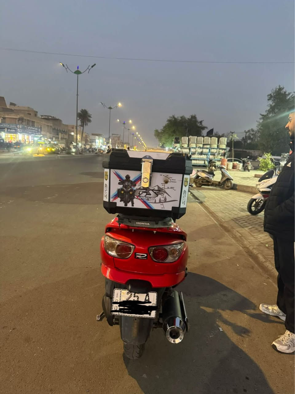 السلام عليكم
دراجه فورزا 0/9 مرقم رقم نكليزي تتحول بكل المحافظات رقم كركوك باسمي 7 كير 4 وضعيات مكفول بس اشري الكفرات بيها طخطخات تروح بلبولش نكره سلف كامله ترايك من الفاو لزاخو 
مكان بغداد 
*********** 

‭***********‬ بغداد, العراق
