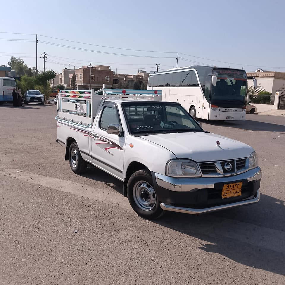 نیسان 2008رەقەم هەولێر مەکینە گێر شانسی تەبرید ئەکسل کامل بەشەر سەیارەکە نیو دەرکەی لای سەکن سبوخ جەمپێکی خەفیفی پێشی هەیە بێ ناو گرتن بەناو کردن بەشەرت یەک دینار مەسرەفی تێدا نیە هەموو گیانی بە شەرت شوێن هەولێر بۆ پەیوەندی کردن ***********
