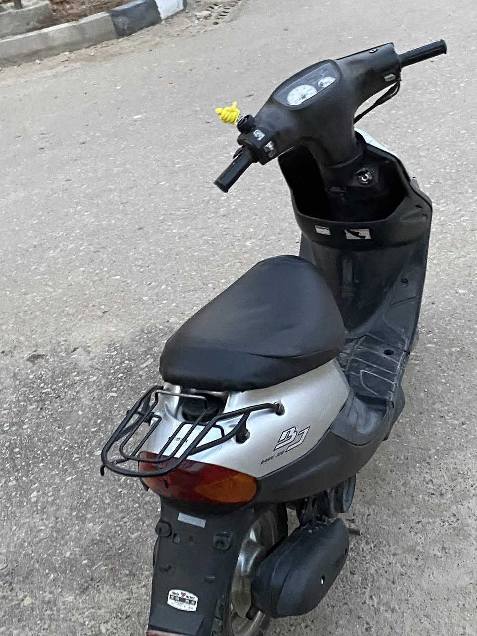 يوماها تسعه زروف صاله شهر طالعه من الوكيل الدراجه فول ومكوفل كفاله عامه اادراجه من الطول للطوله مكينه ما فتحوه كهربائي كله شغاله تواصل مازنجر على هذا الحساب او واتساب فق على هذا الرقم ***********
