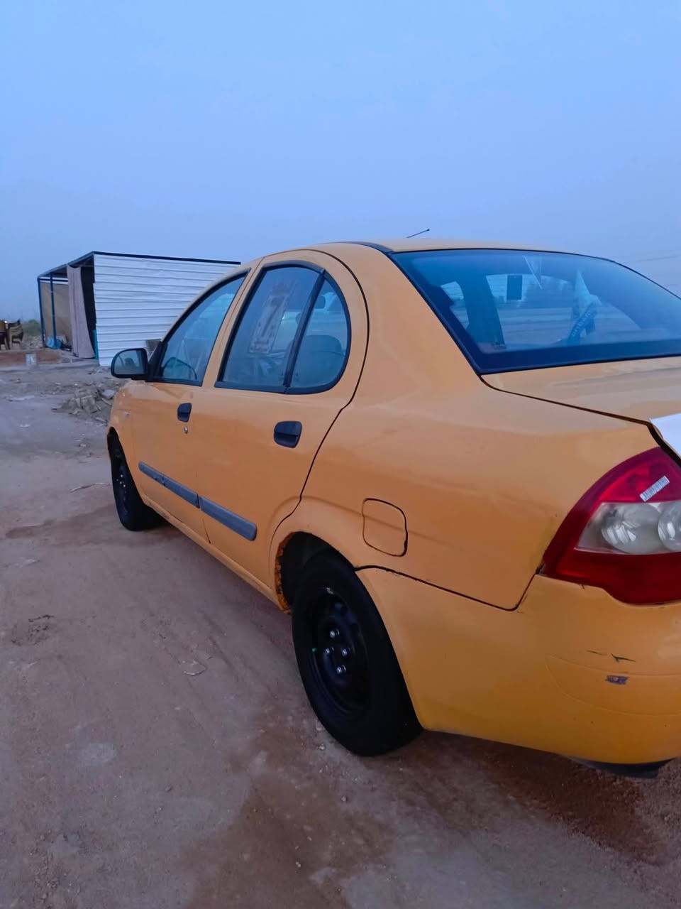 سلام عليكم سيارة طيبة للبيع موديل 15 سيارة كفالة عامة هية غرامة مصفرة كفالة عامة بيها خياسات بل دوسه قليل كير مكينة مكفولات مشروع وطني   رقم ميسان   راعيها موجود يمي سنوية لل28 تبريد ثلج‏‪***********‬‏ سعر 30    مكاني ديوانية
