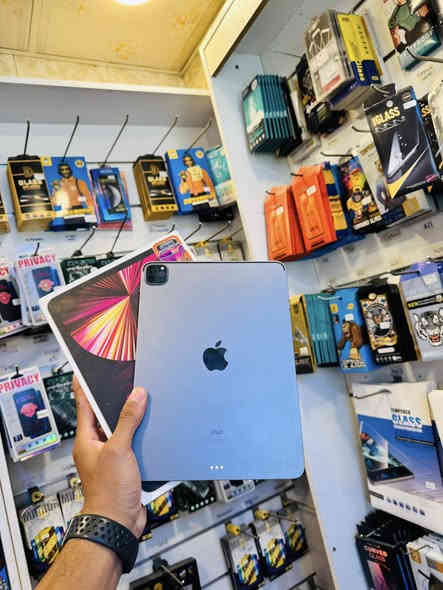 ايباد 11 برو M1
ذاكره 256 
بي فطر بسيط ب الحساس 
سعر حلو __ توصيل موجود 
تفاصيل اكثر ع خاص او هذا رقم 
***********
