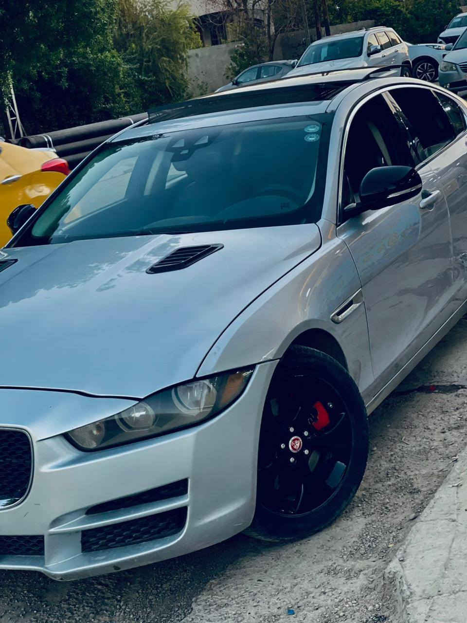 السلام عليكم عندي جاكور xe ٢٠١٧ للبيع او مراوس فول مواصفات ٤ سلندر حادث جاملغ وبنيد بالعراق صار جاملغ وباب بدون دواخل مواصفات معروفة سيارة جاهزة عارضهة ١١٥ وبيهة مجال
***********
***********
