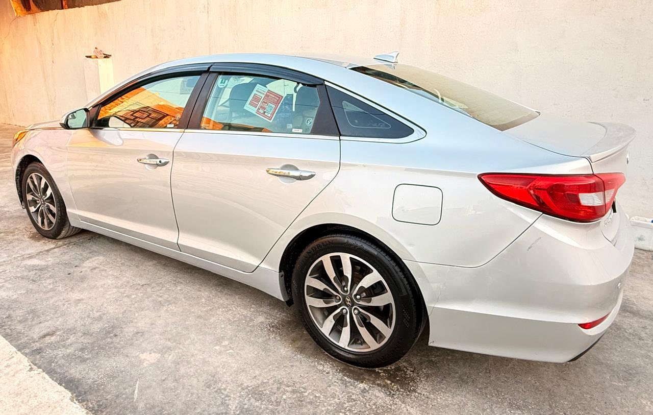 يالله سلام عليكم من رخصت الادمن حبيبي
سوناته ٢٠١٦ امريكي ضرر قطعتين جاملغ امامي وباب الصدر 

السياره مكينه وكير خير من الله قطره دوانز ما بيها شرط بانزين عادي 

حداديه السياره حلوه تايرات زينات تبريد ثلج تدفئه شغاله 

السياره مال جنيه حيل حلوه مابيه لا شخوط ولا عيوب 

كهربائيات كلها بلاديه ما ملعوب بيهن شاشه جبيره داخلها حيل حلو ونضيف 

رقم السياره سليمانيه سنويه لل٢٩ تسقط ولسياره باسمي تحويل مباشر 

سعر السياره ١٢٠وبيها مجال قليل ماكو بهيج سعر خلاص 
تعال افحص وقتنع واني حاضر 

مكان السياره الانبار رمادي مركز المدينه 

للاستفسار اتصل*********** يوجد واتساب غير متوفر عل ماسنجر
