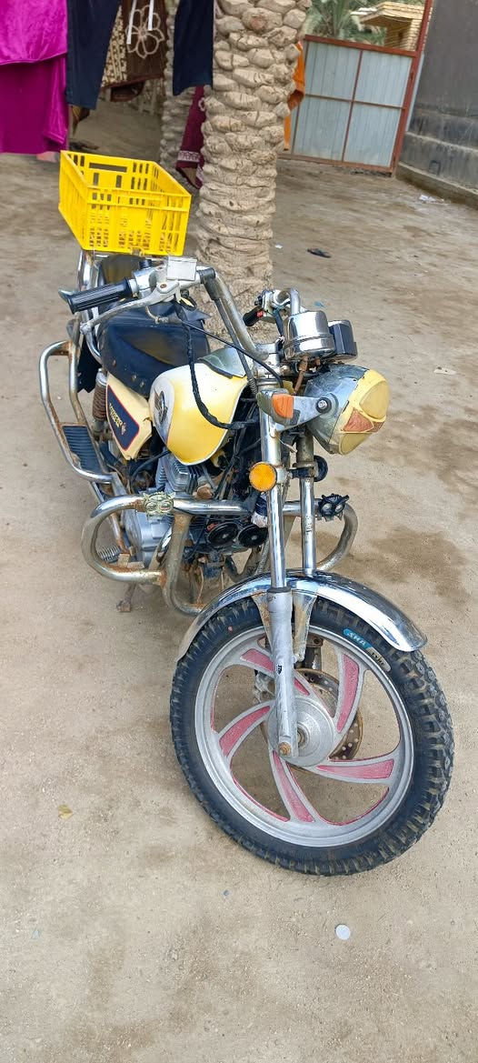 السلام عليكم
تايموته 2015 اوراق أصولي مكاني كرمه بني سعيد 
السعر 400 قفل ***********
