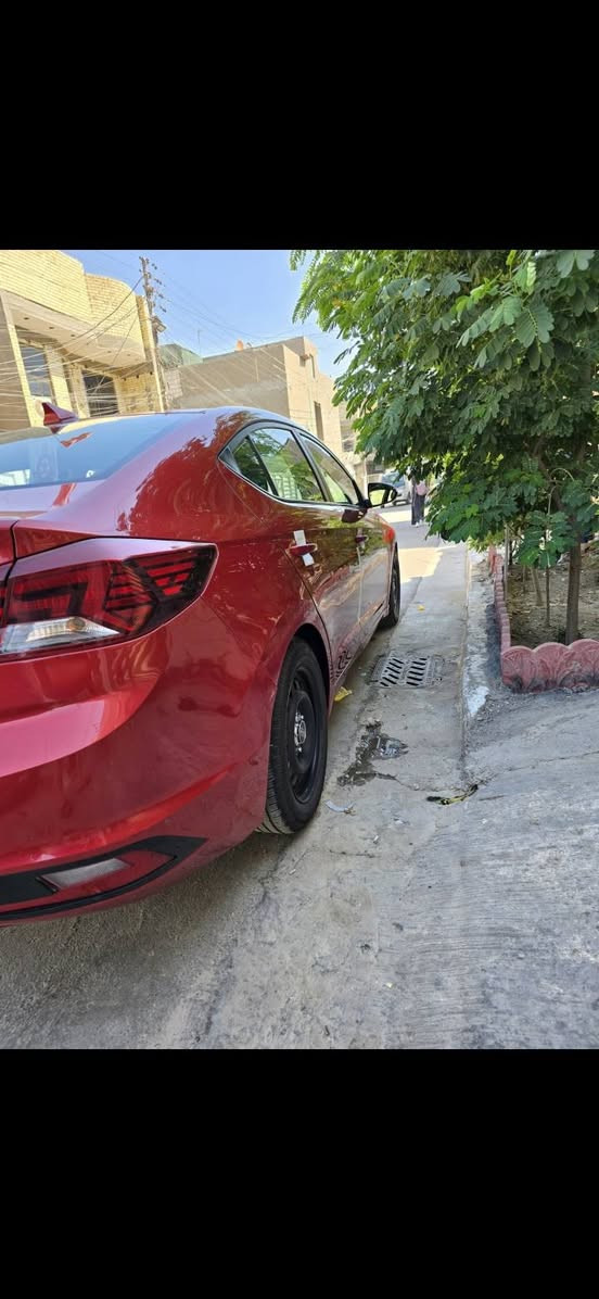 سلام عليكم النترا2019وارد امريكي حادث بصور
وبيها صبغ بين بابين مال سايق 

السعر ١٢٧وبيها مجال 
العنوان بغداد الشماعيه
***********
