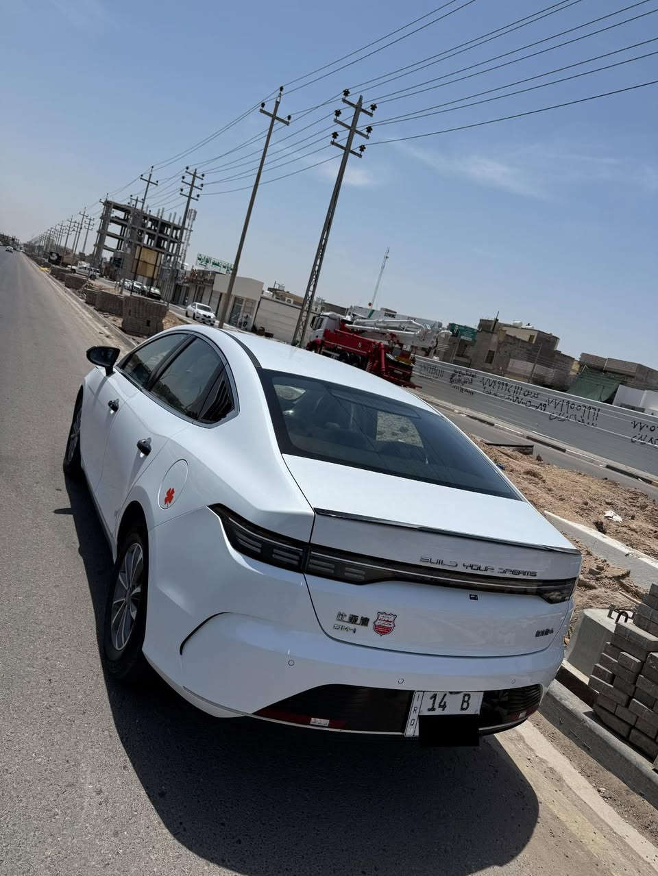بي وايدي دستروير2025 سياره بيه بنيد صبغ ولباقي كفاله من الشخط رقم بصره تحويل ثاني يوم
ماشيه 13الكلي شادله اضافات جنح يدات سود مرايات وكاعيات حوضيه الاصليه ربله حمايه للدكم يم الكير 
فول مواصفات شاشه دواره بصمه كامره مثبت سرعه تبريد قطعتين كشنات ابيض سبورت بعد اهواي بيه مواصفات معروفه
 سياره كامله كلش الاخير دهن ستوني مبدله الأصلي شاحنه موجوده 
مكاني بصره سعر 117 
الاستفسار على رقم ***********
