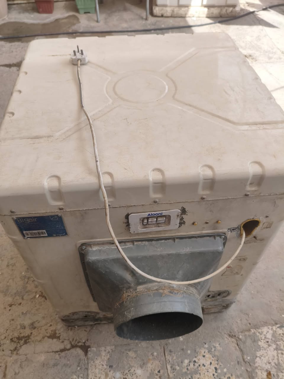 السلام عليكم عندي مبرده للبيع نضيفه كلش حلفات جدد بيها سرعات 2 نضيفه من الداخل والخارج واتربم جديد سعرها 90 وبيها مجال حگ الجيه مكان بغداد الصابيات قرب الجسر الدوار


**إذا كنت صاحب هذا الإعلان وتريد حذفه لأي سبب، رجاءا أرسل رسالة إلى الدعم الفني**