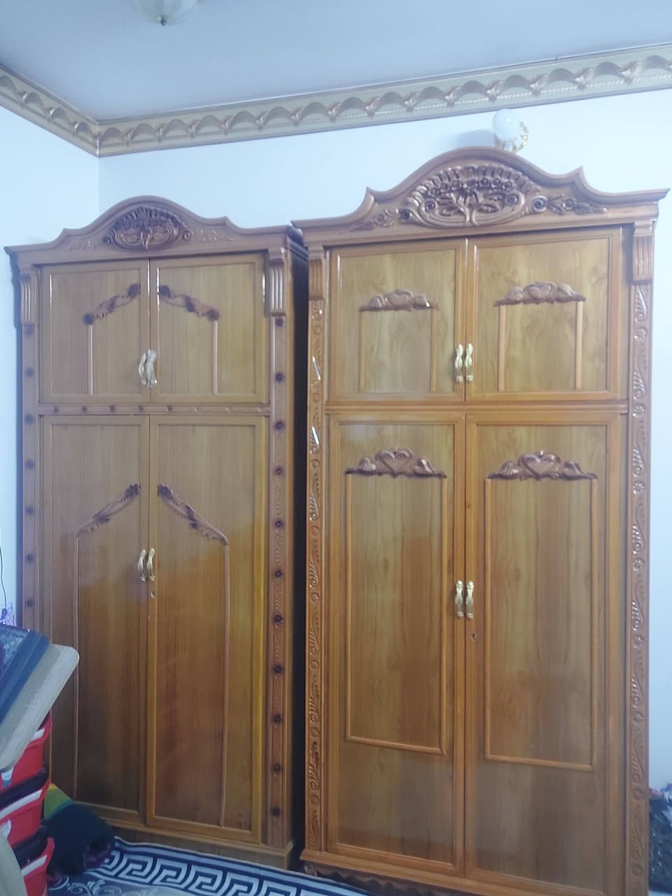 كناتير جدد احطاطه  لبيع  واحد ٣٠٠ وبي مجال
ابيع ثنينهن مابيع واحد 
***********
