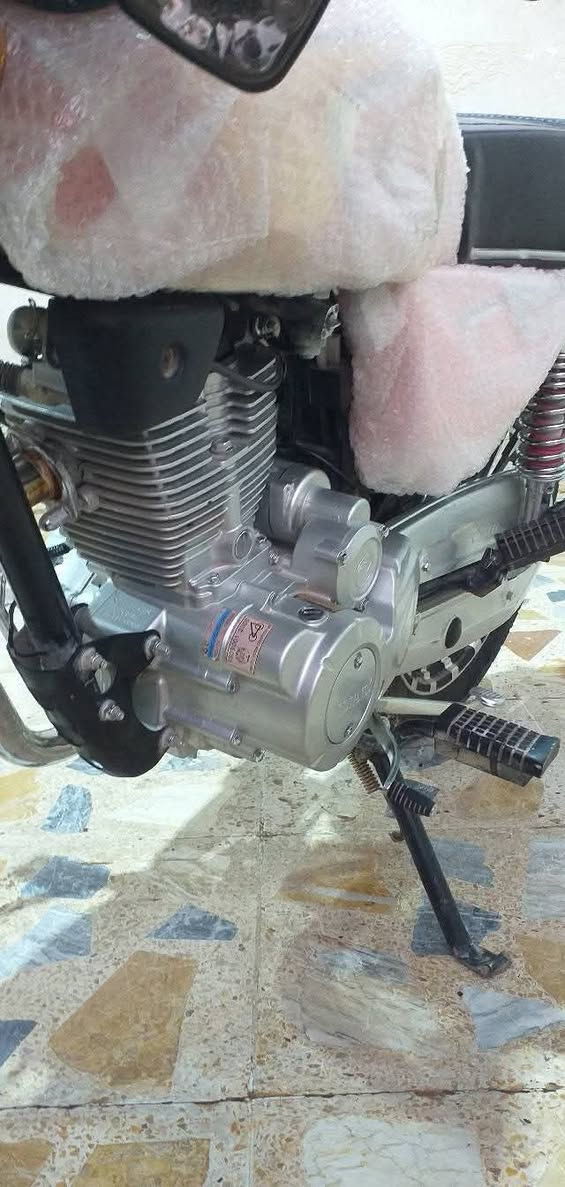 السلام وعليكم من رخصه الادمن دراجه ايراني للبيع محرك 200 للاستفسار اتصال على الرقم ***********
