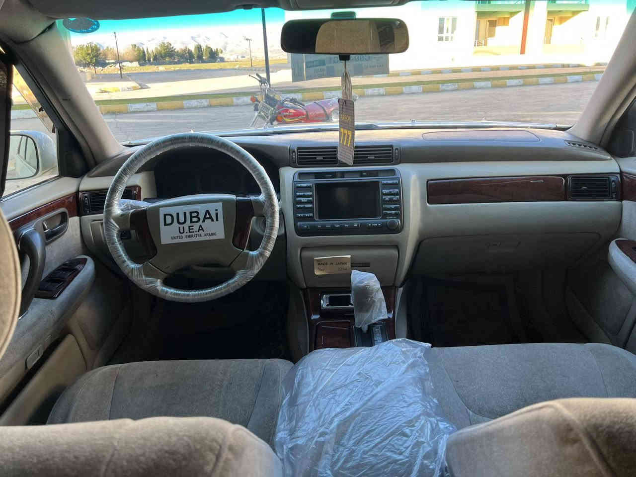 سـەرەتـا بـەنـاوی خـوای گـەورە مـیـهـرەبـان بـرایـان ئـەم 
مـەلـیـکە بـۆ فـرۆشـتـن (بـڕاوە)
مـەکـیـنـەی دیـفـۆڕ (بـچـوکک) 
مـۆدێـل 2003 
2 دگـمـەیـە
1 پـارچـەی بـۆیـاخ ئـەوروپـا
داژبڵ نـەجـەف
تـاقـم تایەی لـۆک
چـاڵـو شـوخـتـی نـیـە
جـامـی پـێـش دوای هـەڵـگـیراوە 
کـامـل کارەبـای مـەزبـووت 
ڕەقـو تـەقـەی بـەشـەرت
گـێـڕ مەکـیـنـەی بـەشـەرت 1000 فـەحـس فـیـتـەر 
تـازە ڕۆنـی گـێـڕو مـەکـیـنـەشـی گـۆڕاوە تـەبـریـتـی لـەسـەر سـویـچ 
250 مـەسـرەفـی تـیـانـیـە 
شـوێـن سـەیـدسـادق 
ژم:***********
سعری کۆتای قفڵ (38) گەڵا
