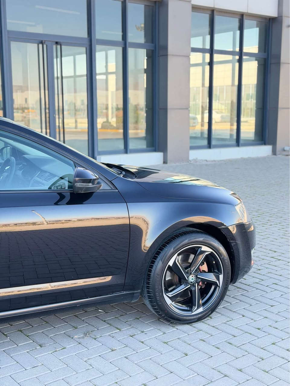 Skoda 2014
سکۆدا ٢٠١٤ گێر عادی ملیکی سەیارە🛫
سەیارەکە لۆک لۆکە 📦 
زبری ناو سوکانی نەرۆشتوە💯
گێر مەکینە کارەبی تەقەو رەقە
هەموو گیانی بەشەرت 
٤ تایەو ویلی تازە بۆ بەسراوە
رۆن و فلتەی تازە گۆراوە
مەکینەی نەکراوەتەوە بەشەرتی١٠٠ فیتەر
هەموو گیانی بەشەرت 
دینار مەسرەفی نیە
بێ بۆیاخ داعامیەکانیشی 
یەک پەڵە ساردی هەیە هیچیتر
داعامی بۆ داعامی بەشەرت 
٨٦ گەلاو کەمێک معامەلە
سلێمانی *********** السليمانية, العراق
