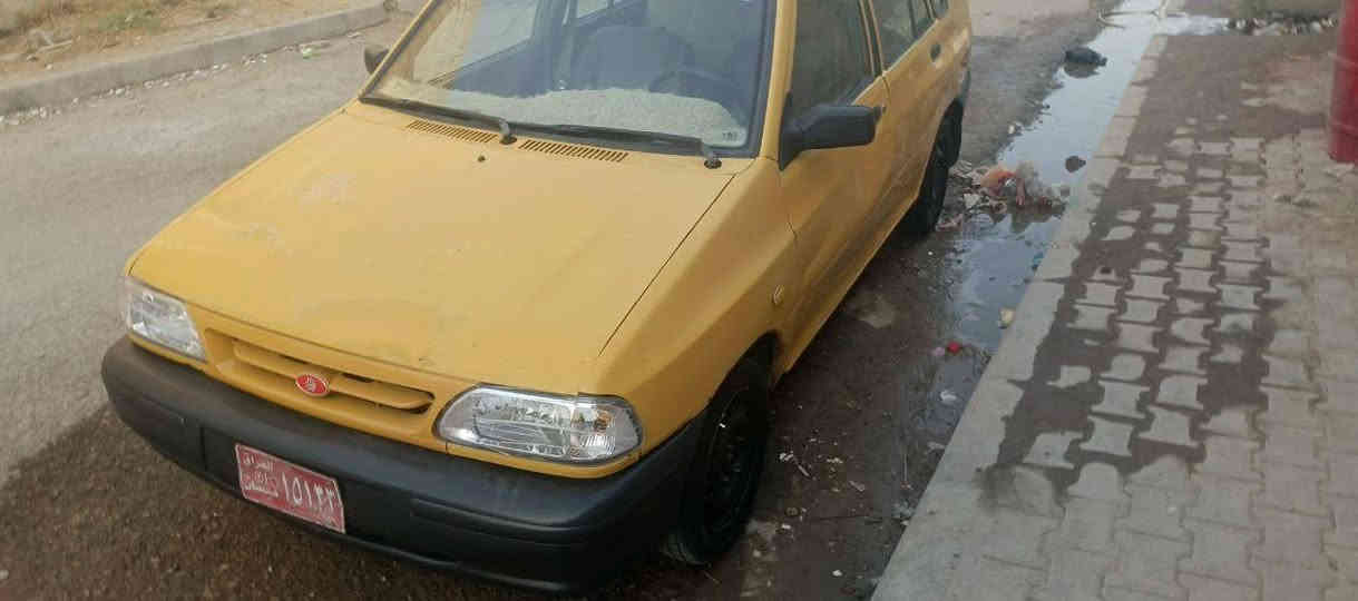 السلام عليكم سايبه 12 رقم احمر كير ومكينه استوني شادهن جديد كفاله مال برايد  راعيها موجود  سعرها 15 مكان ميسان
رقم الهاتف ***********
