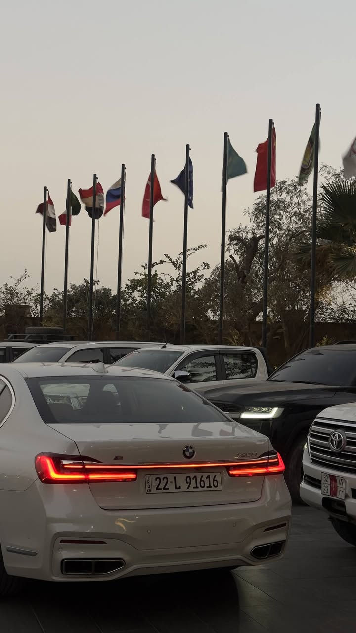 خليجي
موديل 2017   محدث شكل M بكج  2022

محرك  B48  2000  توربو  

كفاله من الحادث  

نذكر اهم  المواصفات  المميزه بهاذا الموديل

كامرات ٣٦٠

داتا شو 

ايباد خلفي 

شاشات خلفيه 

بردات كهرباء 

ابواب شفط 

نقطه عمياء 

رادار امامي 

اناره ترحيب  ارضيه
 
اناره داخليه متعدده الالوان 

لايت  ليزر  داينامك 

وبعد هواي مواصفات معروفه في BMW

سياره خليجيه  عروش   مكفوله من الحادث   فقط  3 قطع التحديث مصبوغه  وقطعهه القديمه كلهه موجوده   

للبيع او مراوس  بشي اغلى وانطي فرق 

مكانهه بصره  

335 

***********

ماشيه ١١٠
