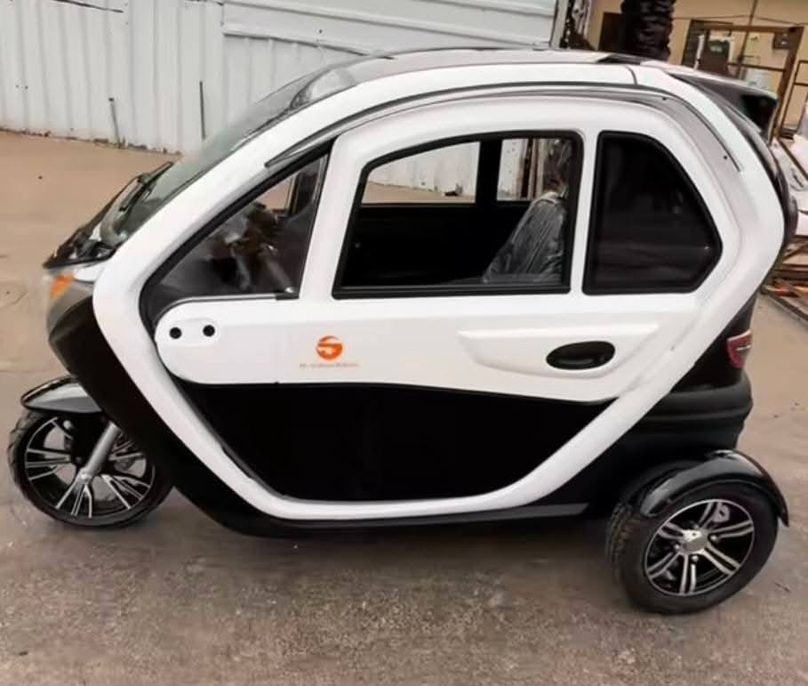 الحديث وصل
 الحديث وصل 

💎 التكتك الحديث💎
 بثلاثه مقاعد
 وخمسه بطاريات
 السرعه 60 كيلو متر في الساعه
 يمشيك بالشحن الواحده من 50 الى 40 كيلو متر 
مده الشحن من 6 الى 9 ساعه
 جامات كهربائيه
 مقعد مريح جدا وقابل للتحريك
 للطلب او الاستفسار اتصل على الرقم
*********** واتساب
