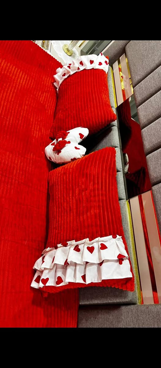 عروض مميزه
فرشات عيد الحب❤
فرشه نفرين درجه اولى 6 قطع قياس ملكي كبير
فرشه قياس 240*250

 4وجه مخده 

1 كوشايه كامله 

السعر  25  الف والتوصيل مجاني للبصرة🎀💕❤ البصرة, العراق


**إذا كنت صاحب هذا الإعلان وتريد حذفه لأي سبب، رجاءا أرسل رسالة إلى الدعم الفني**