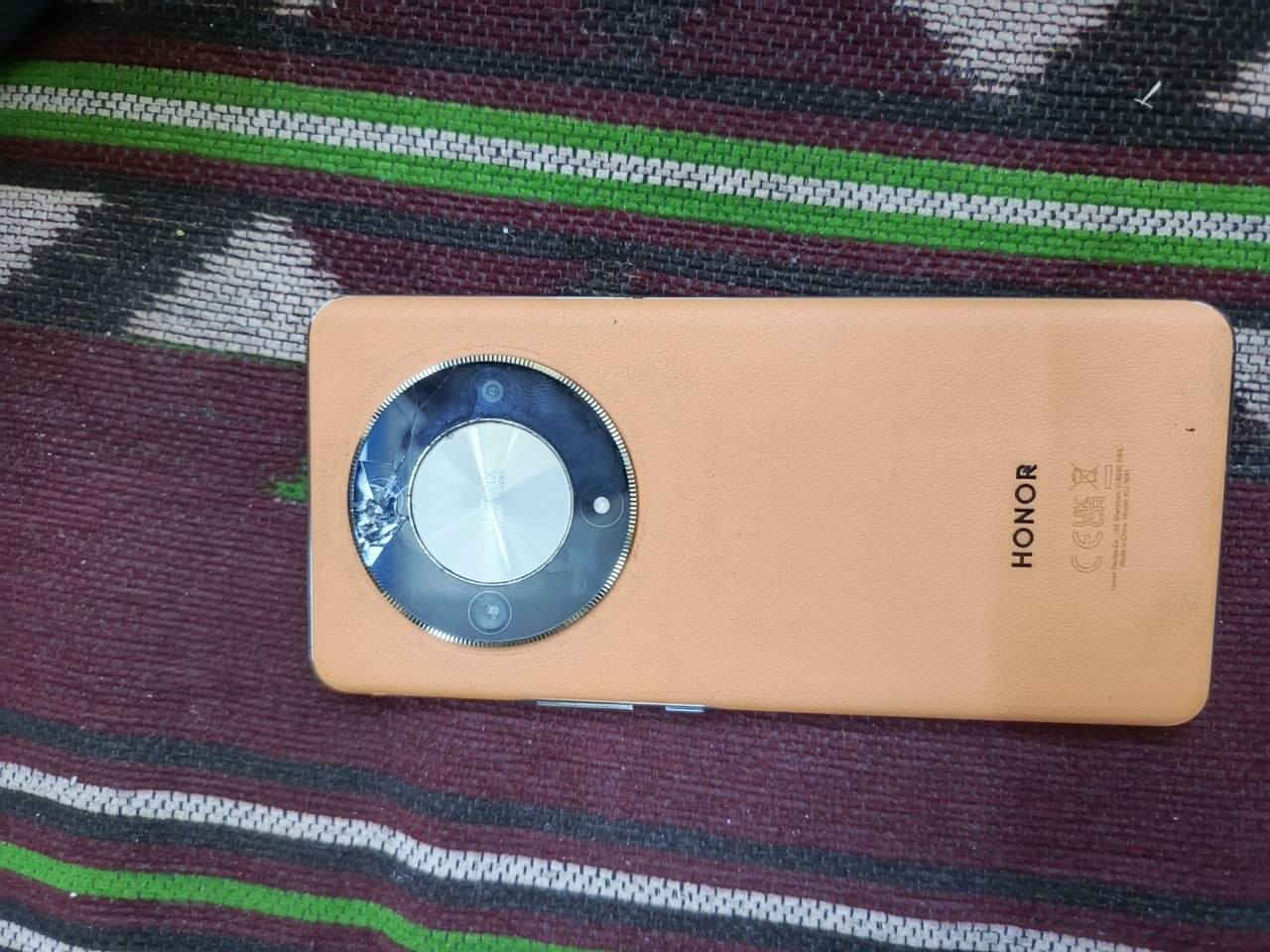 هونر x9B
جهاز نضيف كدام العين مفتوح مره وحده مبدل قاعده شحن اصليه مال جهاز تفصيخ 

شاشه مامبدله اصليه  بس فطر بل جام مال كامره يتبدل ب5

ادفع سعر عجبني ابيعك


**إذا كنت صاحب هذا الإعلان وتريد حذفه لأي سبب، رجاءا أرسل رسالة إلى الدعم الفني**