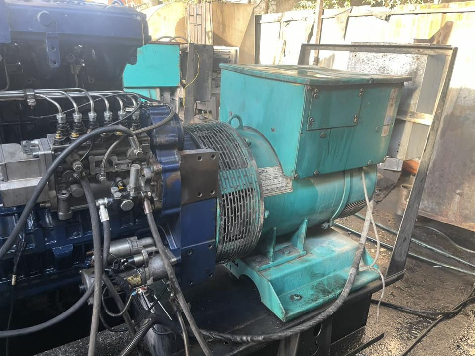 مولدات للبيع اشتاير توليد 350 والثانية 300 رقم ***********
