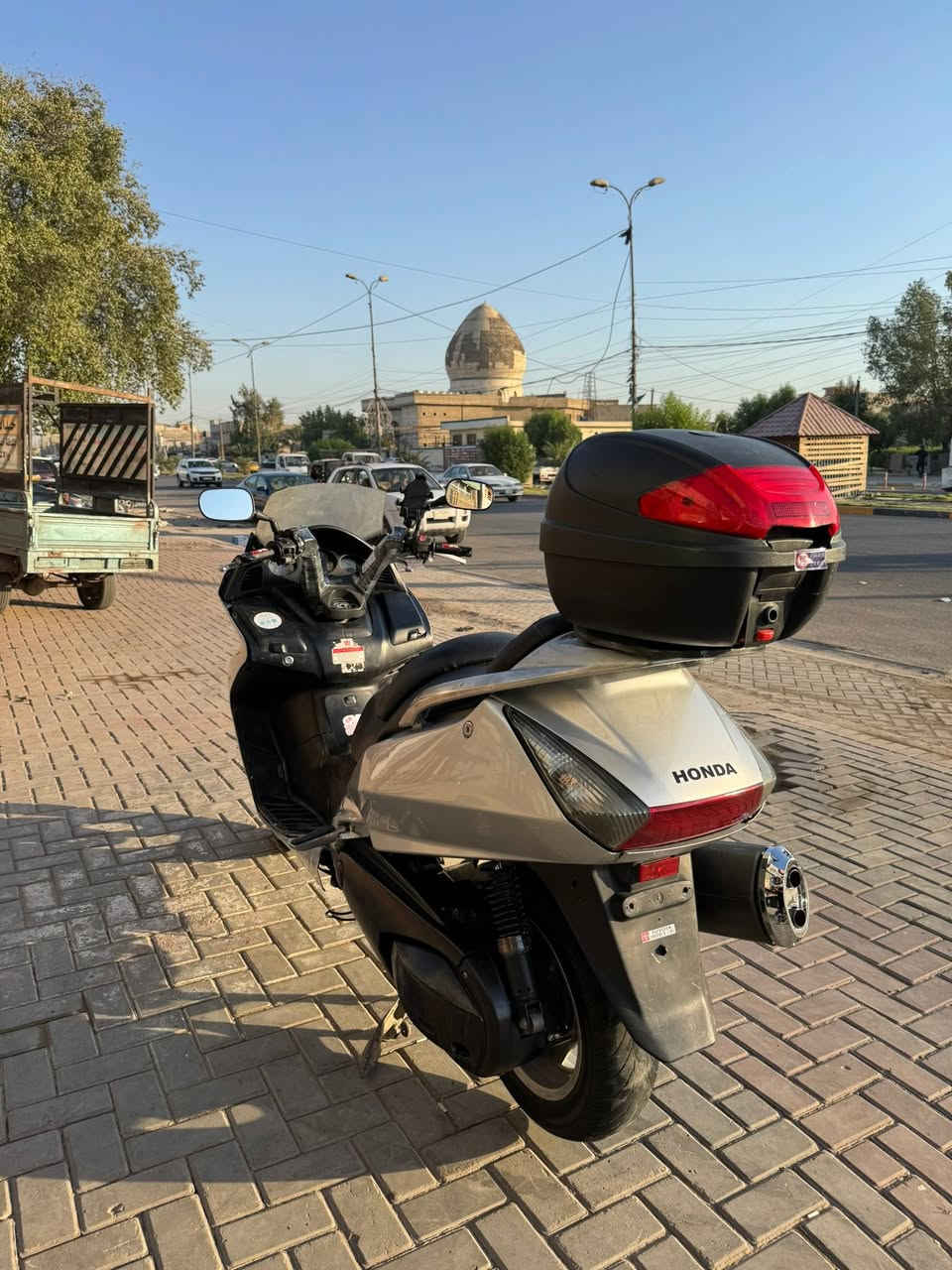 سلام عليكم للبيع سلفر ونج ياباني مكينه 400مكفوله كهربائيات كامله ناعمه شلعه ومعدل هاون نضيفه كلش ستان حساس اوفر دشبول نفخ ماشيه 39الف جيب فيتر وفحص السعر 1950 مكاني   بغداد الدوره عندي ضرف واريد أبيع مستعجل☎️☎️***********

