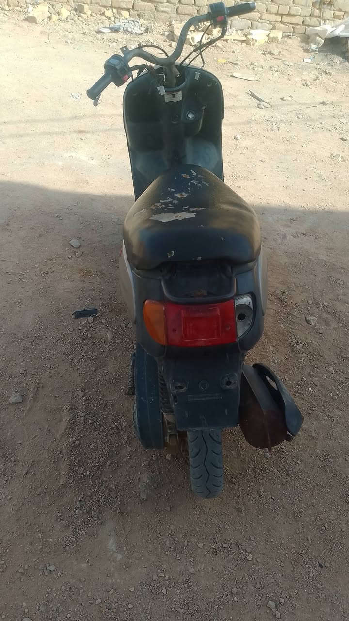 سلام عليكم دراجه منغولي للبيع او مراوس بيجي كامله حت  لو بيعه عطل اراوس الستفسار عل هاذه الرقم ***********
