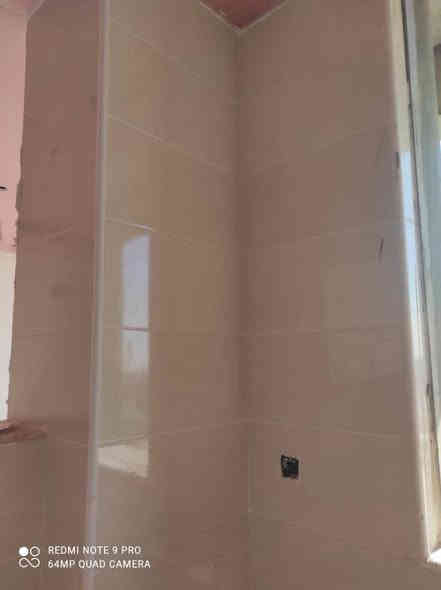 خلفه سراميك جداوي ارضي متفرغ حاليا شغل درجه اوله *********** واتساب
