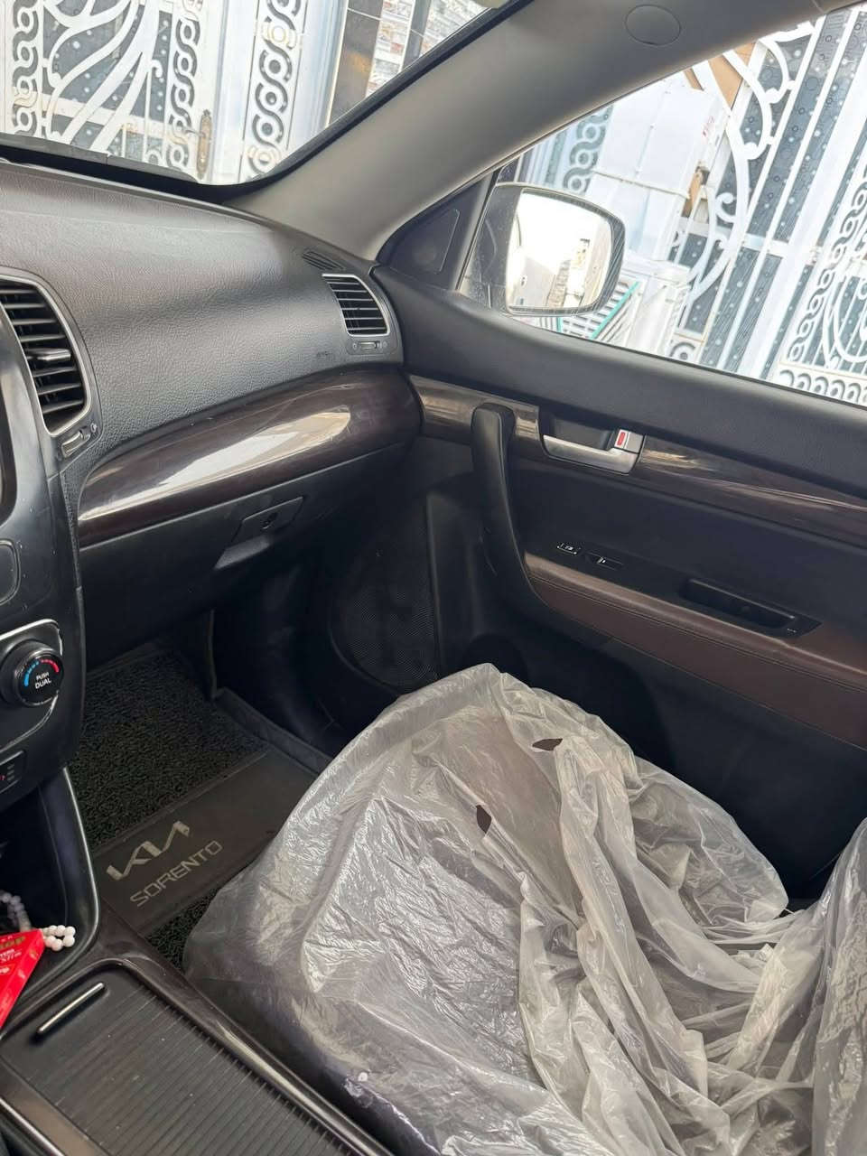 سورنتو فول مواصفات بغداد الدولي كويتي موديل 2014 فوول كفاله عامه من كلشي مكينه 6 سلندر ستوني  شادها والله ب23 ورقه حداديه تخم تاير باتري كله جديد بدون بارد بدون شخوط شرط التحويل سعرها 200 مكانه بابل الشوملي ***********
