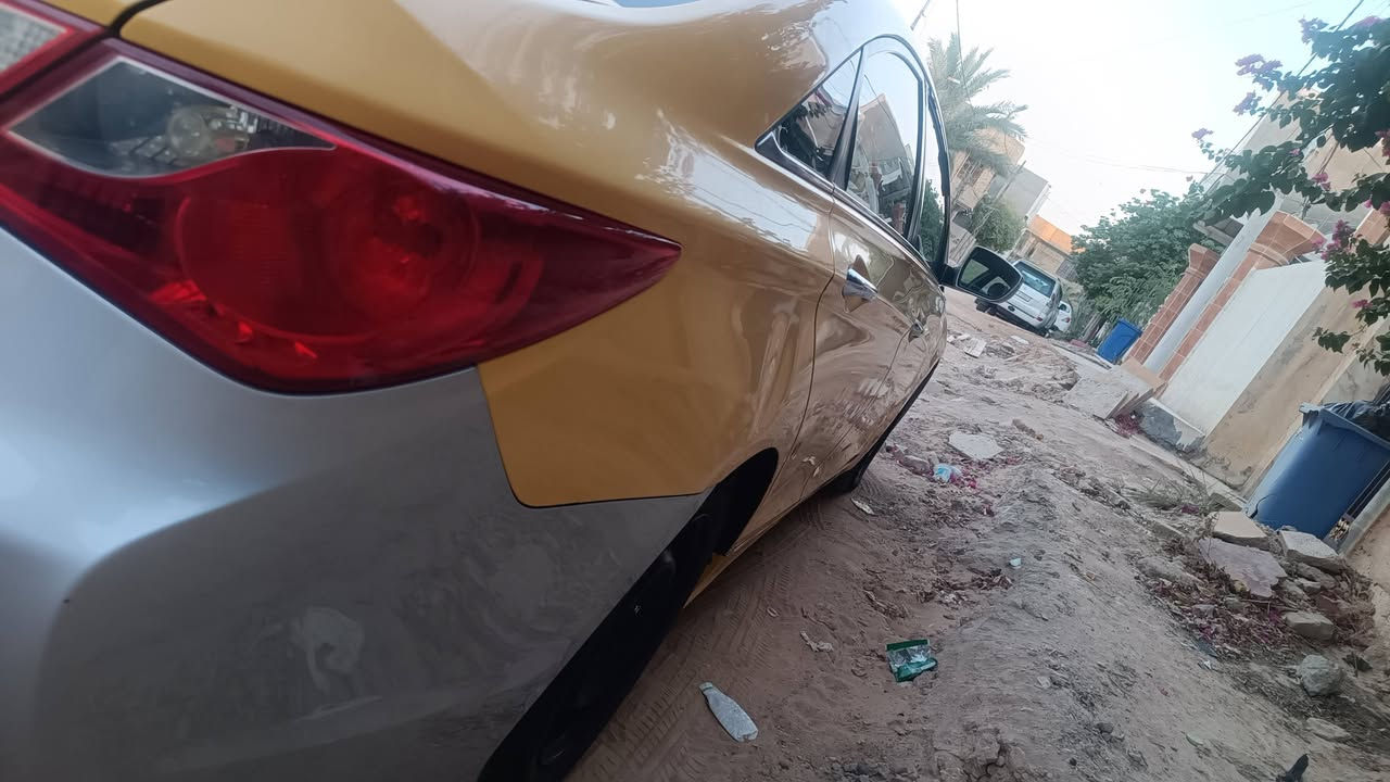 مكينتها سلام عليكم
خوان متوازي  ونزلت سعرها  وماكو  بهيج سعر جاهزه 

سوناتا موديل 13 ( امريكي ) رقم بابل فول ما عده الفتحه 

بصمه تشغل و ابواب 

محدثه 14 كامل 

حادثها بنيد و جاملغ مبدلات فقط لا لغد و لا شاصي والسونار منشور وياها

مكينه 2.0 تيربو مع الكير شرط جديدات 

حداديه امامي خلفي جديده 

تخم تاير جديد مع الويل 

منظومه تبريد جديده كامله كمبريسر مكيانيكي 18 

غرفتها رصاصي جلد كشنات كهرباء و تدفئه 

مري جانبيه طبك 

سياره ادامه كامله عليها 

خطها حله محاويل / بغداد  بس اني مشتغل بيها اروح بيها للدوام ارجع 

مكاني بابل المركز 

معروضه 85  ومجالها كلش قليل 

***********
