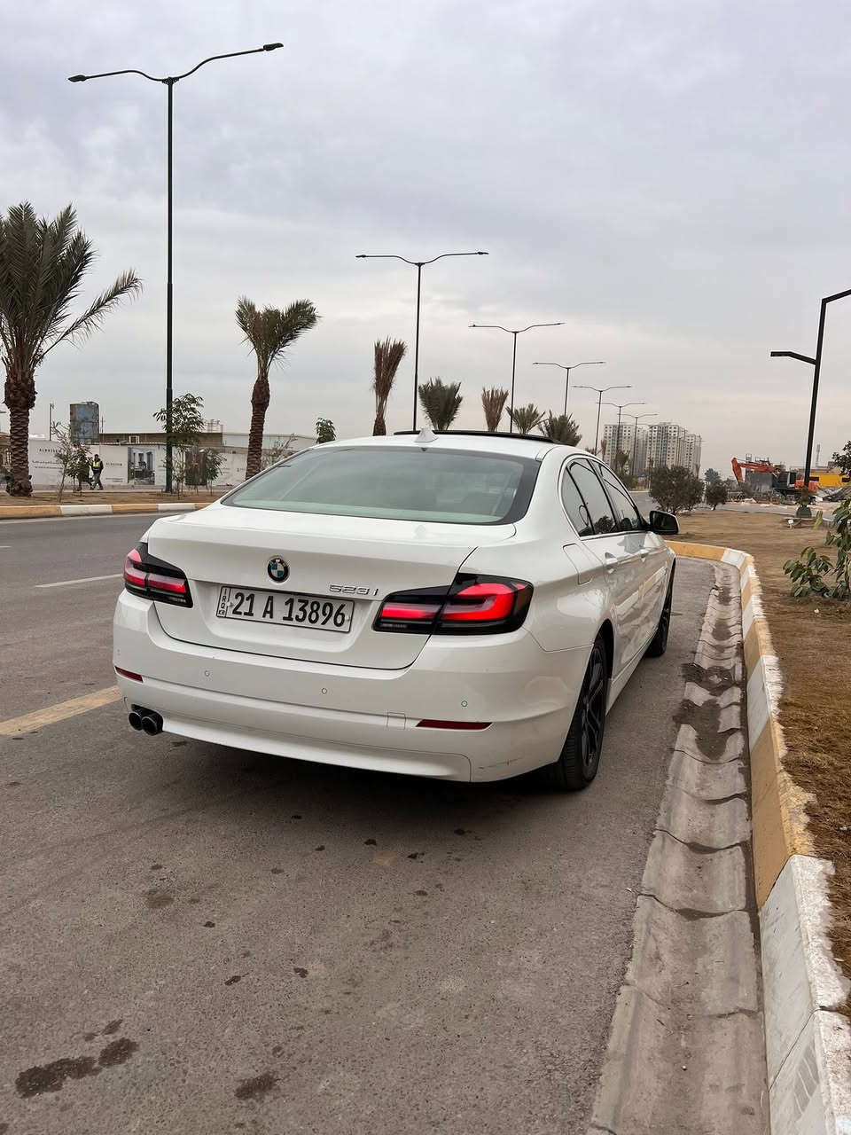 السلام عليكم
BMW2010 /f10/523i/n52
خليجي وكاله العروش 
6سلندر تنفس طبيعي نوزل قصير المرغوب 

مواصفات السياره
1_بصمه
2_شاشه
3_سلات
4_داخل بيجي جلد
5_تبريد قطعتين فان منفصل
6_مري شفط قلاب
7_تحكم ستيرن
8_بردات عدد5وحده كهرباء
9_سايد بريك كهربائي
10_مستشعرات وحساسات أمامي خلفي 360درجه
11_اوتو هولد
السياره خير من الله 
بيها طخه هلال الجاملغ امامي 
وبيها بلكصه بين السلايت وبين الجامه الاماميه كد شبر 
مو حادث 
 رقم سليمانيه
مكان السياره _بغداد حي الجهاد
السعر 160وبيها مجال
***********

