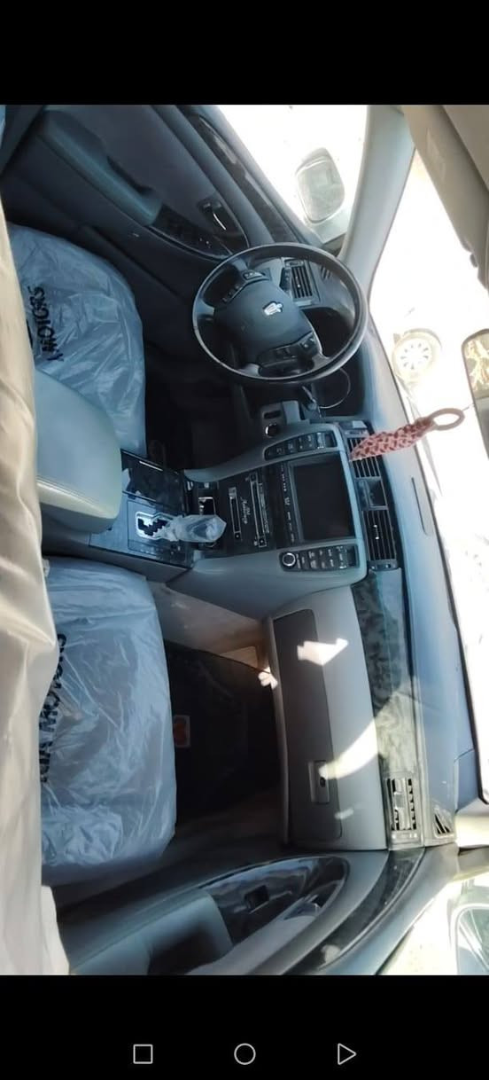 السلام عليكم 
شاهينه ٢٠٠٧ ادوات كصتين دخول جديد سياره سبير مانازل ماشيه قليل مكينه كير حداديه مكفولات تبريد ثلج اتلث دگم برده خلفيه كامره خلفيه ترحيب سنتر لوك بصمه سوده منقي هواء داخلي سبلت دوار لايت دوار كشنات كهرباء مكان السياره الناصريه السعر  33 وبيهه مجال ترهم  مراوس بملكه مع الفرق  ***********
