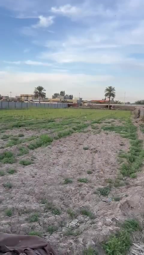 2دونم للبيع طابو زراعي سند 25باسم البائع

عالشارع سنتر مسيج من اربعه جهات

خدمات كامله ماء كهرباء تبليط

الموقع //ورديه داخل منطقه الامام

للاستفسار اكثر الاتصال على الرقم 

***********
