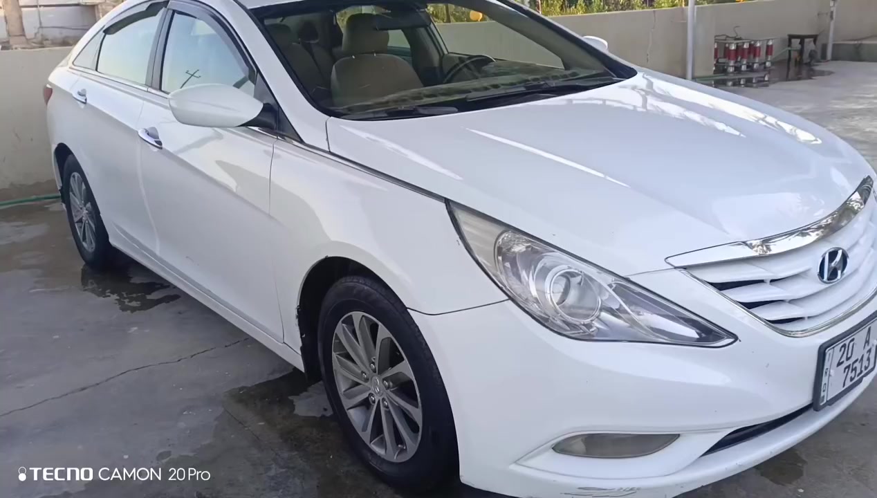 السلام عليكم اخون عندي هاي سيارة سوناتا مضلع موديل 2011 وارد امريكي ليبل واحد من الدعميه الدعميه رقم ديالى دولي سيارة مكفوله كفاله عامه عدة البنيد فقط صبغ سونارين بيهة سيارة محرك 2400 محرك وكير وصدر امامي خلفي حداده جديد سيارة ماشيه 197 كيلو سيارة ويل سبورت  السعر 100 وبي مجال مكاني ديالى بعقوبه للاستفسار عالرقم ***********
