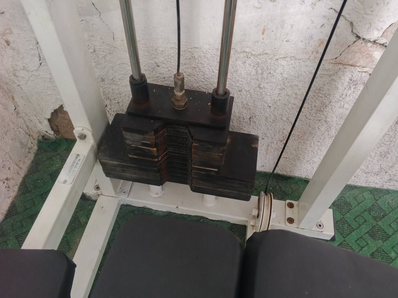 السلام عليكم للبيع ***********
