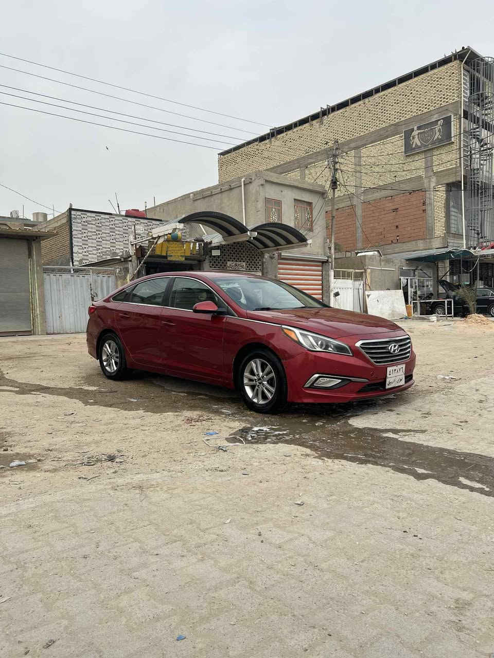 سوناتا موديل 2016رقم اربيل الماني وكاله وتحويل مضمونات 100/100وارد أمريكي حادثها بابتين بدون تبديل نفسهن والحادث مرفق مع المنشور وهنا بلعراق بيها قطعتين صبغ  بدون داخل رش فقط   شواصي لغود حوض تكم  مكفولات مواصفات معروفه فول تحكمات شاشه  كامره حسسات داخل لونين رصاصي واسود مثبت سرعه خمسه ويل كب كروم مكينه 2400  ABS/UBS سياره جاهزه وحلوه لا شخوط ولا بارد صافيه نصبتها  بعد احلى من الصور كير ومكينه وتبريد وحداديه وتخم تاير مكفولات السعر 100 بيها مجال بسيط جدا مكاني نجف رقمي ***********
