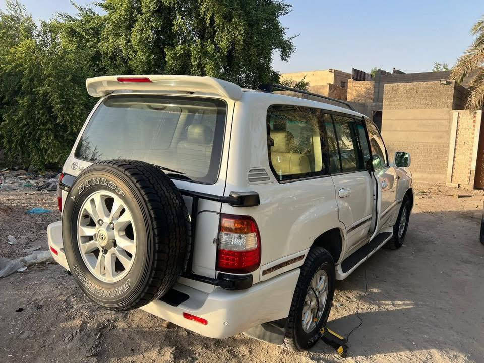 VXR قطرية نادرة
لون صدفي موديل ٢٠٠٧ محرك ٨سلندر بيها صبغ قمار و رفقت السونار بالصور فول مواصفات لكزز حساسات امامي خلفي كشنات جلد منظومة مضخم صوت و شاشة دبل تانكي دبل سببر  دي في دي بالقمارة بلادي ثلاجة محرك و كير و تبريد كله جديد رقم اربيل بأسمي مكاني السليمانية
السعر ١٥٣ بيع فقط بلا مرارس
***********
