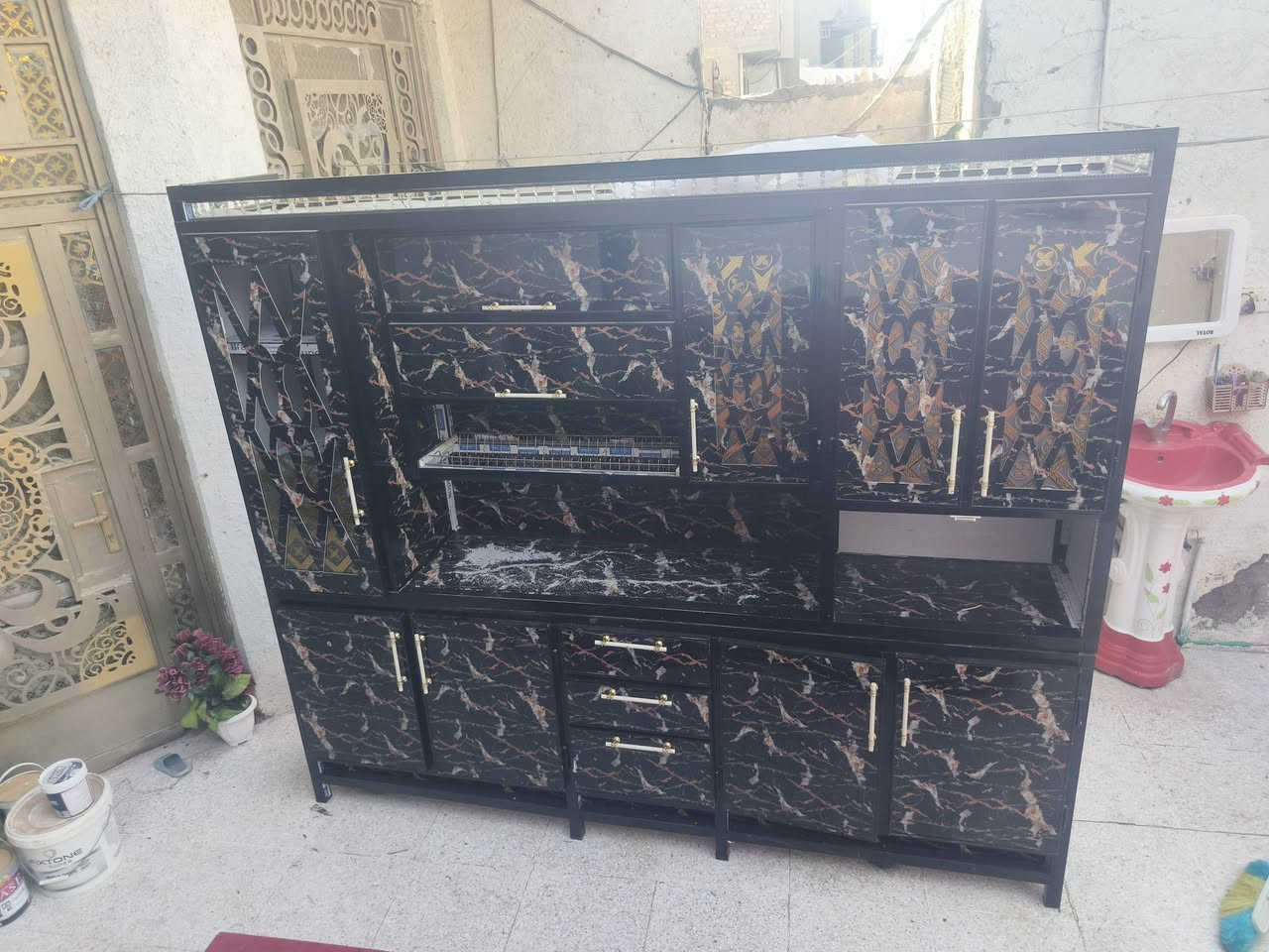 السلام عليكم
كاونتر قطعتين 
نضيفات استعمال قليل 
رايده بي ٣٠٠ وبي مجال  
مكاني مدينة الصدر 
***********
