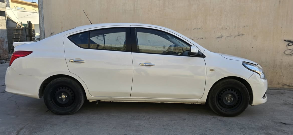للبيع او مراوسه حسب قناعه موديل ٢٠٢٢ بدون صبغ بيه جم مكان تعديل مكان كركوك بارد اتصال ***********
*********** كركوك, العراق
