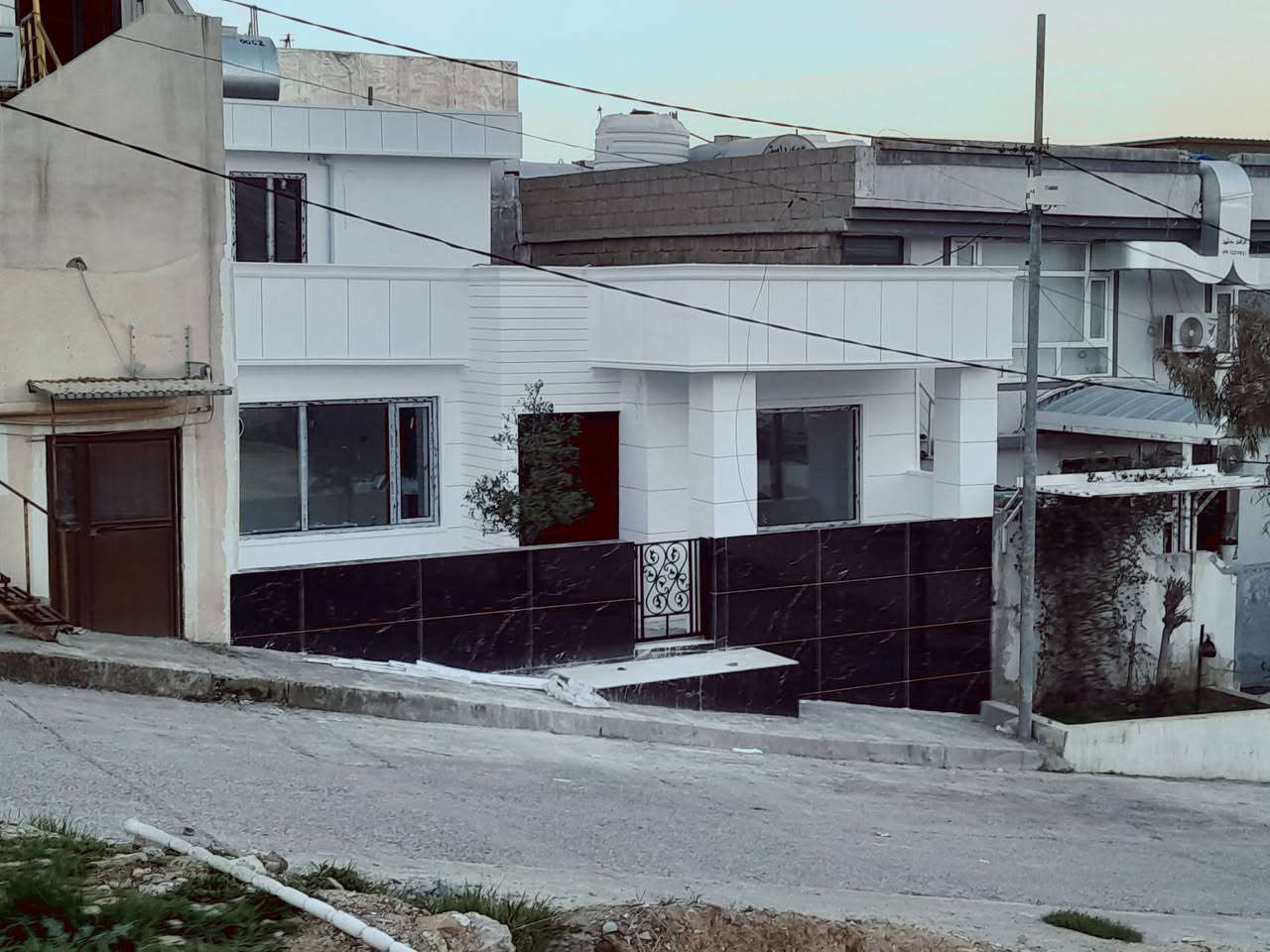 #بمناسبة_دخولنا_في_شهر_رمضان_المبارك 
توجد عروض خاصه لجميع الراغبين في طلاء المنازل والشقق لمعرفة العروض يرجى مراسلة الصفحه او مراسلة الواتساب 
#خليك_مع اصباغ وديكورات السليمانية  #راح_تحصل_على_افضل_الاعمال
(( إِنَّ اللَّهَ هُوَ الرَّزَّاقُ ذُو الْقُوَّةِ الْمَتِينُ))

تنفيذ كادرنا المتميز كادر اصباغ وديكورات السليمانية 
#موقع_العمل_شارع_سالم🌹
اسعارنا مناسبه كادر متميز في مجال الطلاء  للإستفسار مراسلة الصفحه او الاتصال على الرقم *********** واتساب
ملاحظه:#الاسعار_بعد_المعاينة_اسعارنا_مناسبة
