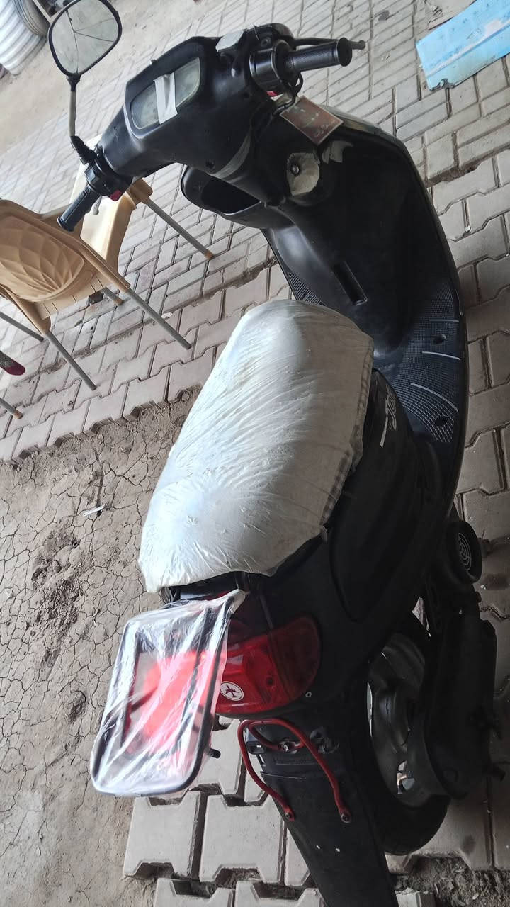 دراجه 60 قردة للبيع نضيفه كل نقص مابيها شرط هندر واحد. سعر خاص....


**إذا كنت صاحب هذا الإعلان وتريد حذفه لأي سبب، رجاءا أرسل رسالة إلى الدعم الفني**