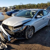 وين اليدور مكفول  النترا وارد امريكي 2017 كلشي شغال بيها مابيها اي نقص...