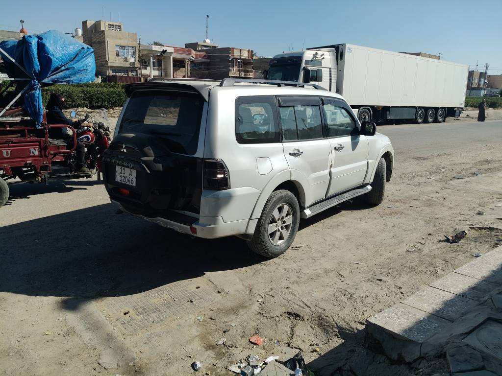 السلام عليكم باجيرو 2008 للبيع او مراوس  فووول مواصفات محرك 3000 محدث لگزز بيهة صبغ جاملغ مباوك شبر بلبنيد شبر بلباب توحيد لون محرك كير كهربائيات خير من الله مكاني بغداد الشعب للاستفسار *********** بغداد, العراق
