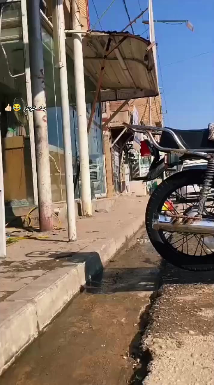 سلام عليكم دراجه اربعه كير  للبيع +كلك كلك محرك امتياز دراجه نضيفه تجي وتشوف مكاني نجف اب 500 او بيهه مجال


**إذا كنت صاحب هذا الإعلان وتريد حذفه لأي سبب، رجاءا أرسل رسالة إلى الدعم الفني**