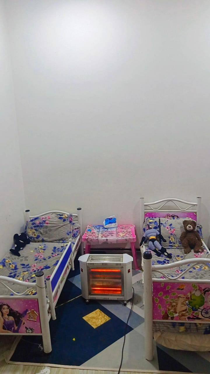 اغراض بيت للبيع اكو جدد اكو مستخدمات قليل عندي بعد هواي اغراض راسلني ادزهم الك 
عنواني بصره شط العرب 
شراي يراسلني واتساب 
***********
