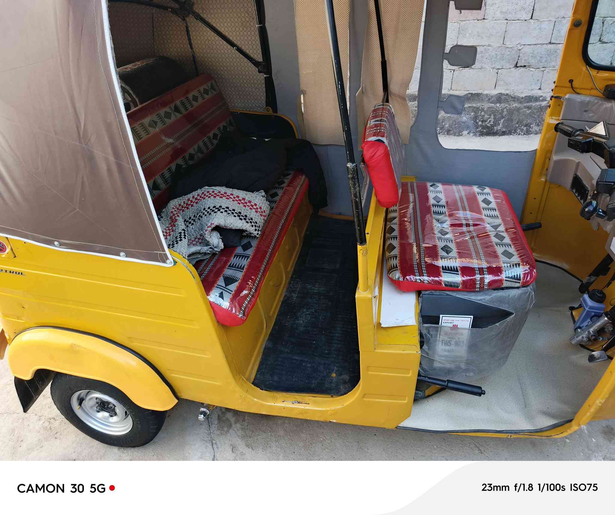 تكتك البيع المكان حلة هاشمية اوراق ب ٥٧٥٠ وبيهة مجال قليل ***********
