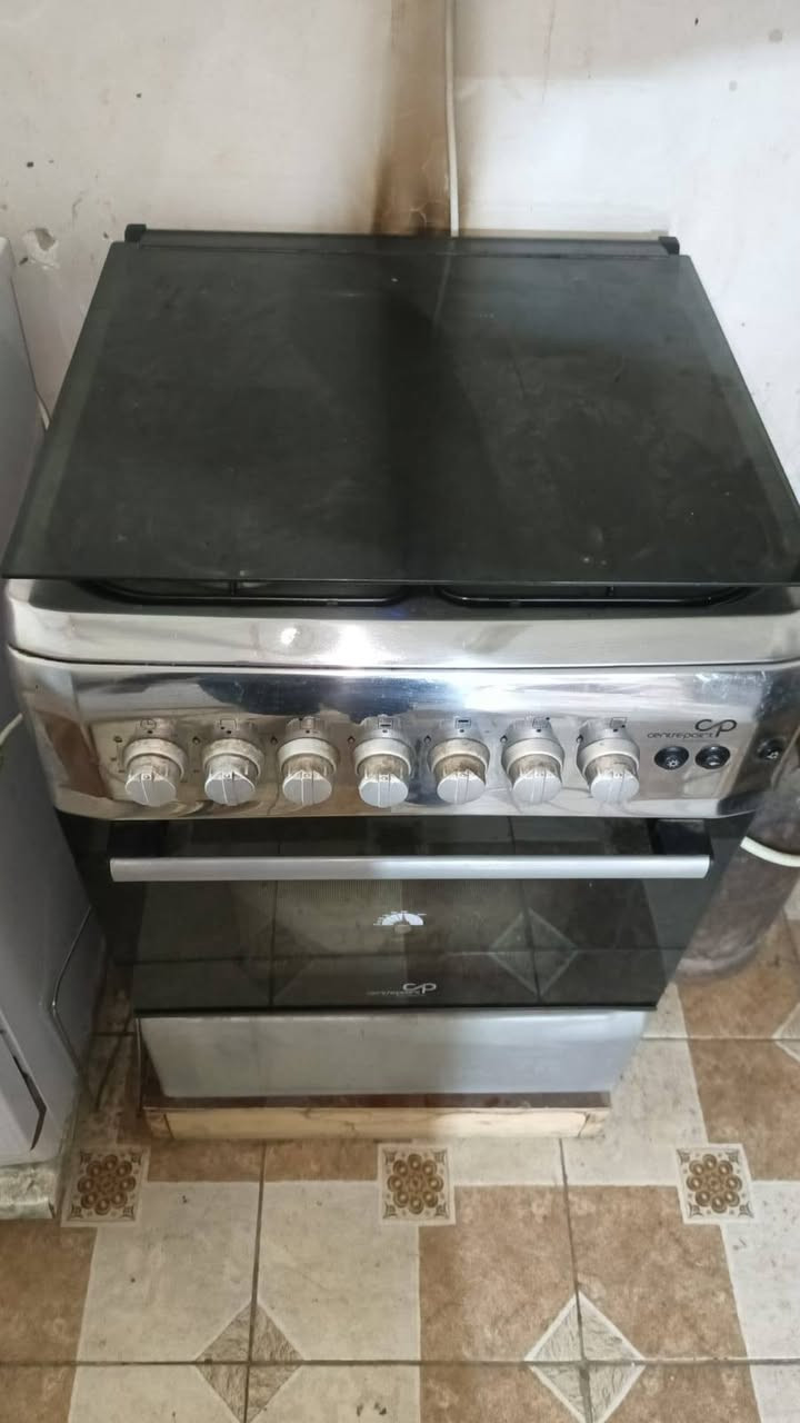 طباخ نظيف يخبل سعره 100 تواصل خاص او واتساب ***********
