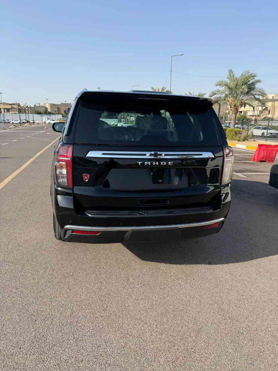 تاهو موديل 2024 
فئه Ls
ماشيه 11 الف بحاله الزيرو 
مكفوله كفاله عامه من كلشي
السعر المطلوب 52000 الف وبيها مجال قليل حك جيه مالتك
سياره باسمي وتحويل ثاني يوم
رقم تلفون *********** 
عنوان البياع شارع 20
