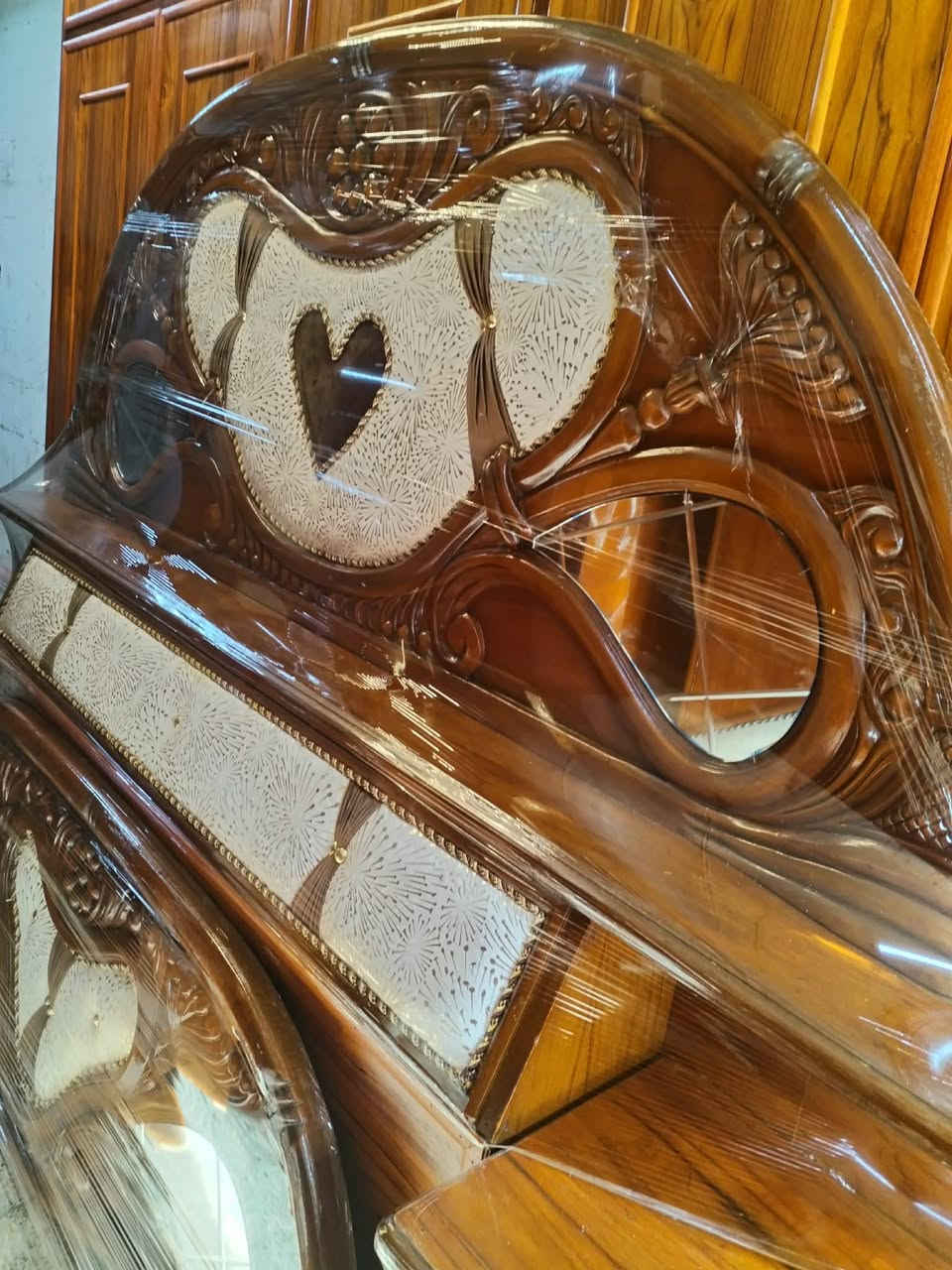 غرفه نوم ملحق نضيفه حيل خشب ثقيل السعر 675
العنوان موصل شراي راسل خاص


**إذا كنت صاحب هذا الإعلان وتريد حذفه لأي سبب، رجاءا أرسل رسالة إلى الدعم الفني**