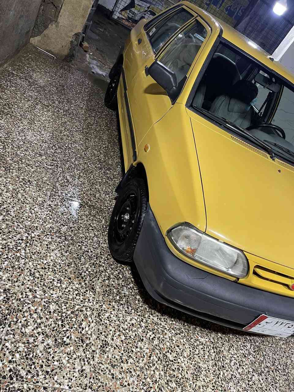 سلام عليكم
سايبه 2013 بسمي سيارة بيهه صبغ جاملغ

امامي ليمنه باقي سيارة مكفولة كير ومحرك 

مكفولات صدر امامي خلفي جديد وتخم تاير 

جديد كهربائيات كلهه شغاله تدفئه تبريد شغال

شواصي نضيفه سنويه بسمي مصفره هـيئه وغرامات 

مكان سيارة بغداد ***********
